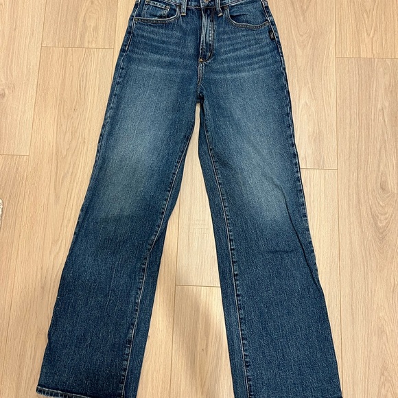 Silver Jeans - Picture 2 of 4